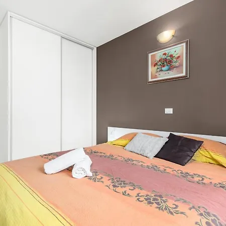 Beakovic Radosi A4 Apartamento Poreč