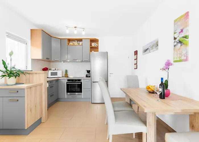 Beakovic Radosi A4 Apartman Porec